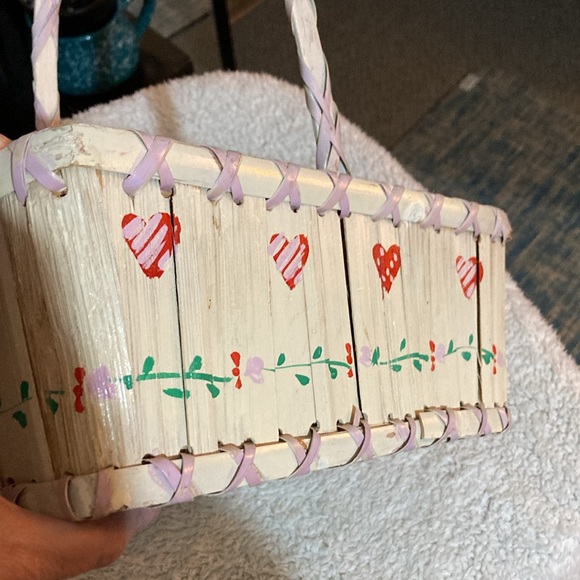 Cute wicker basket with heart designs euc - Picture 14 of 15